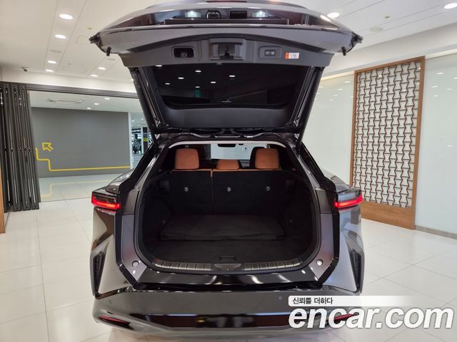 Lexus RZ из Кореи Encar